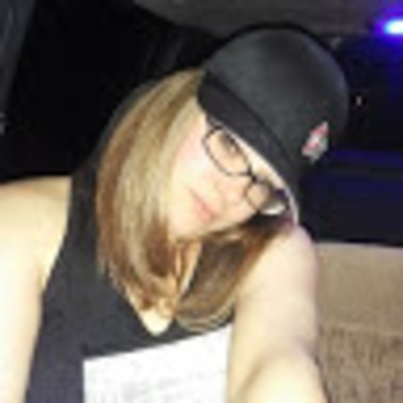 Meet your Posher, Casey - Picture 1 of 1